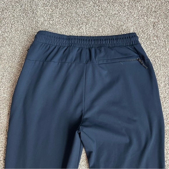 Old Navy Active Men’s Tapered Navy Joggers, Size Medium - Picture 8 of 9